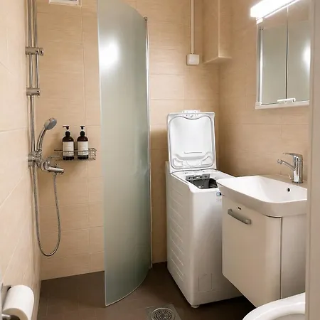 Modern Two-room In Center -wifi, Parking, Prime Location Kouvola