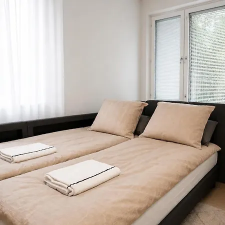 Modern Two-room In Center -wifi, Parking, Prime Location